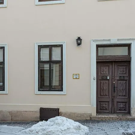 Royal İstolni Belgrad