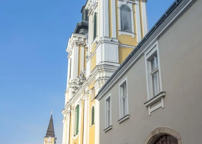 Royal * İstolni Belgrad